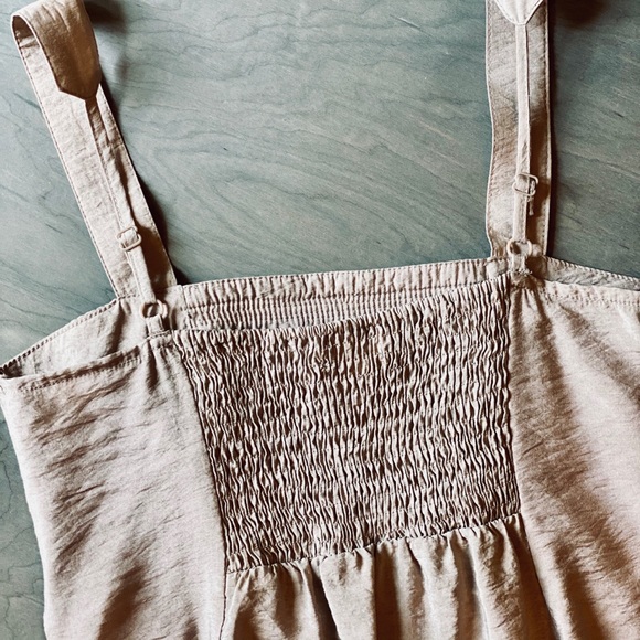 Strappy top - Picture 9 of 11